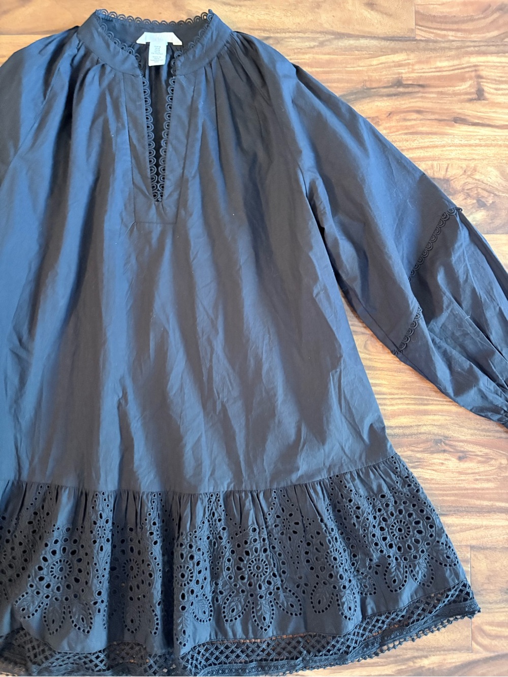 NEW H&M Women’s Black Dropwaist Cotton Eyelet Dress Size Medium M - Picture 4 of 9
